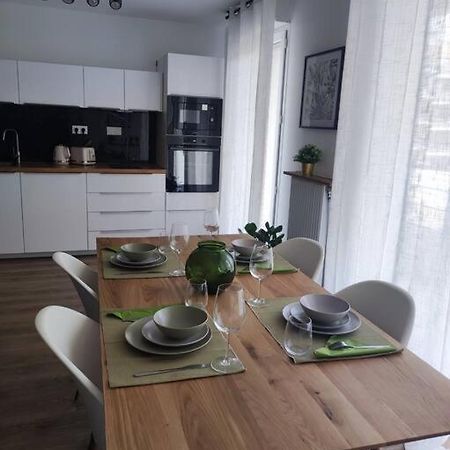 Proche De Paris T3 Tout Confort Courcouronnes Ngoại thất bức ảnh