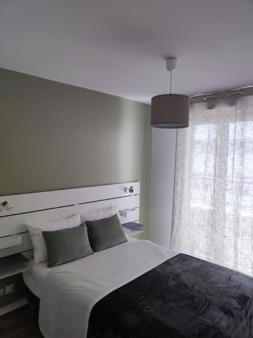 Proche De Paris T3 Tout Confort Courcouronnes Ngoại thất bức ảnh